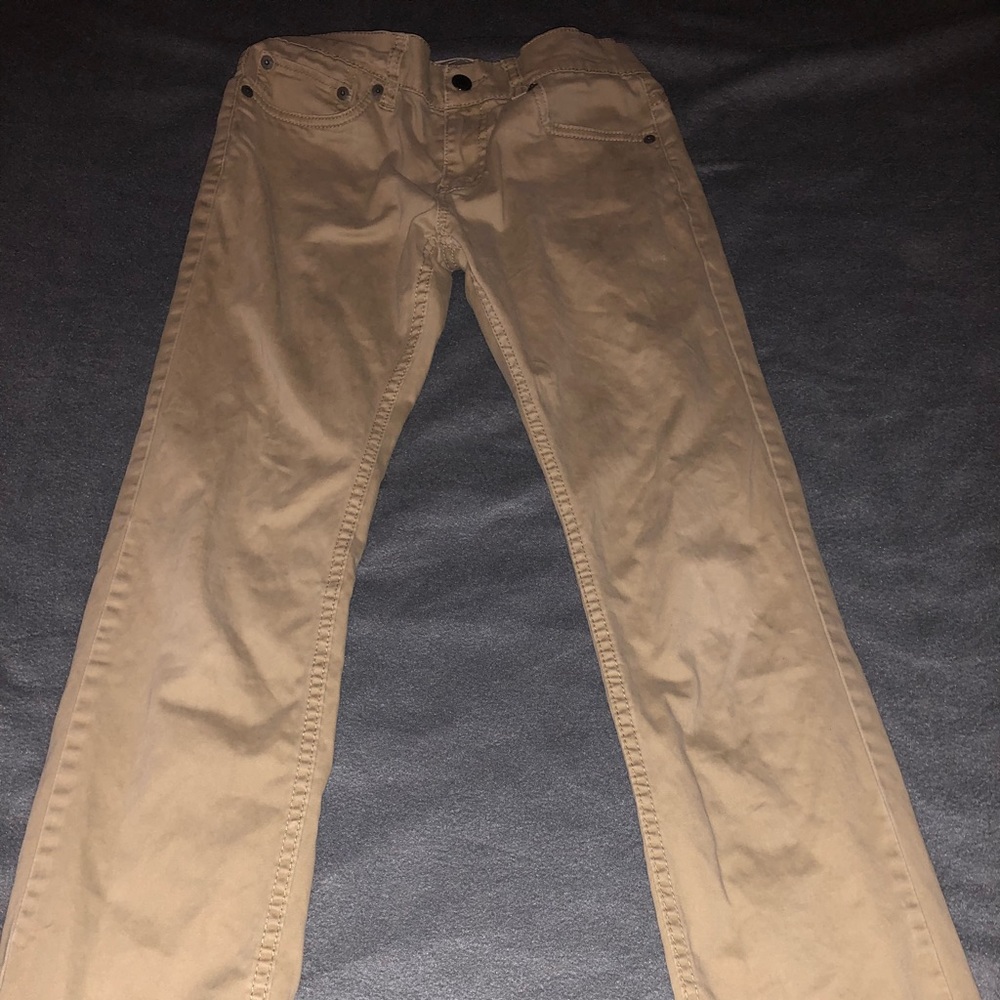 Levi’s khakis